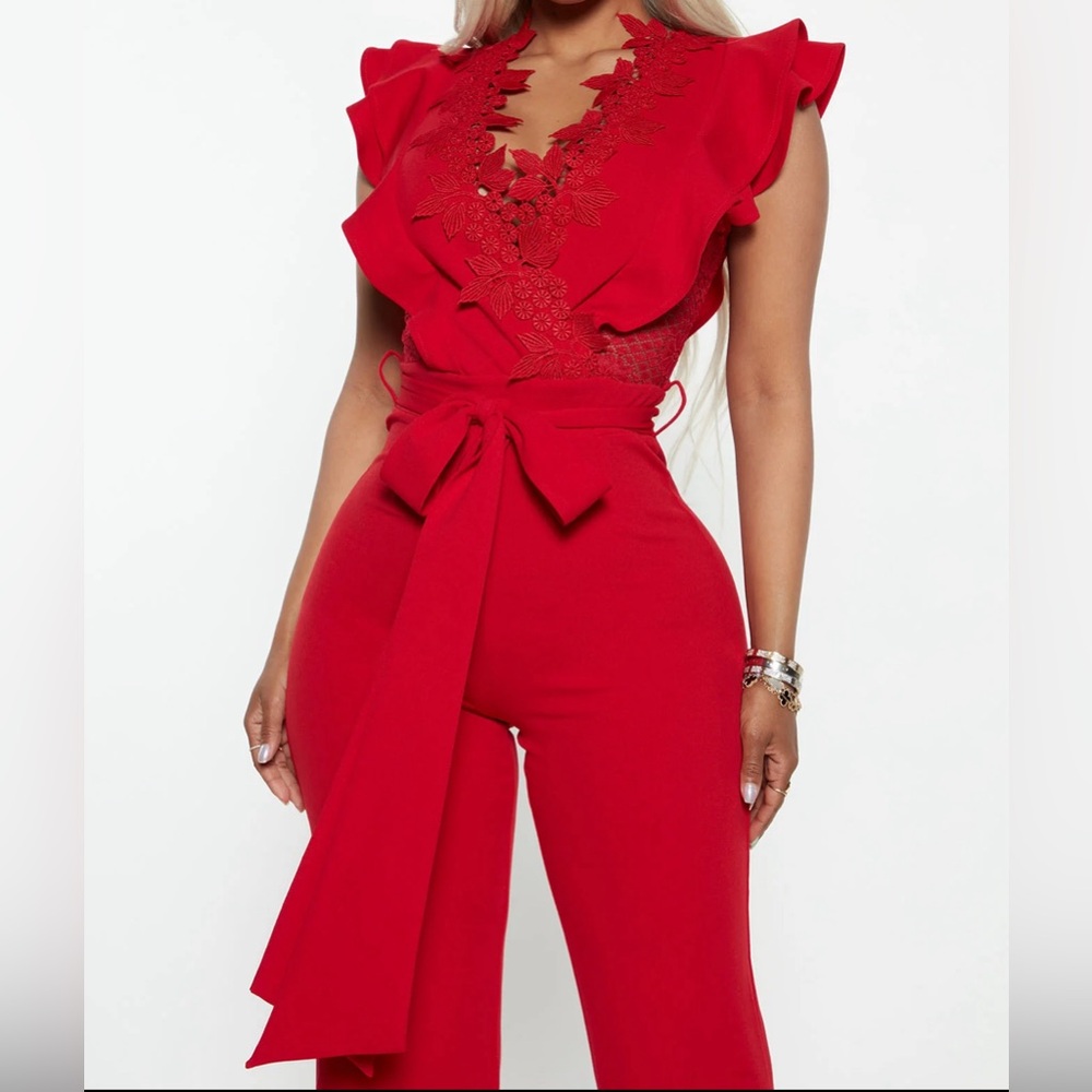 Red elegant lace jumpsuit long and stretchy Size XL